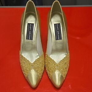 Stuart Weitzman Gold Women's Shoes